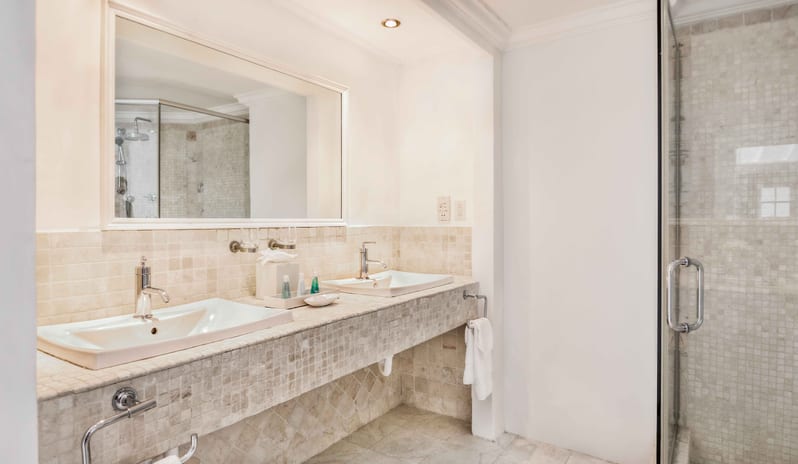 Treasure Beach by Elegant Hotels - Deluxe One Bedroom Suite